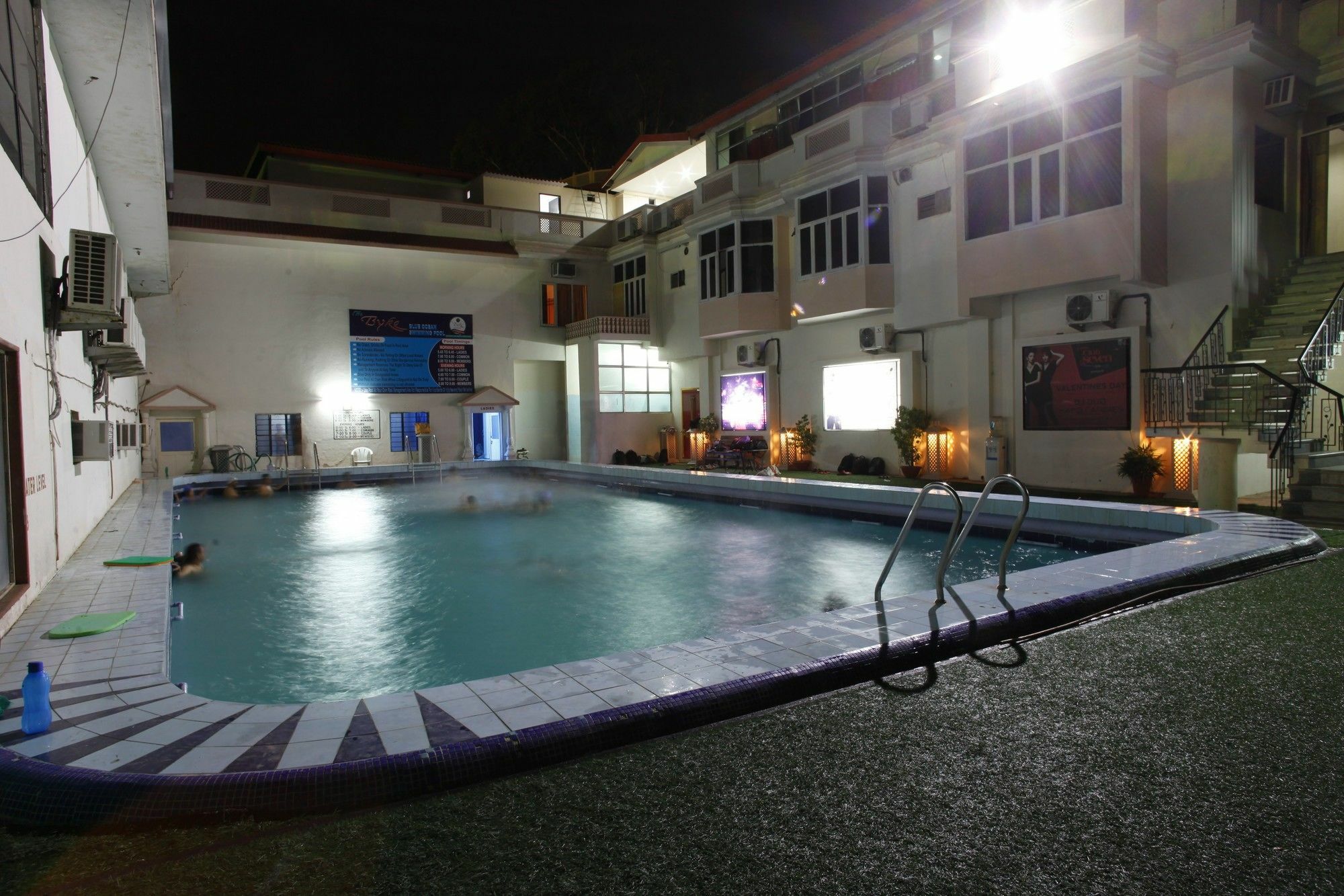 The Byke Grassfield Resort With Outdoor Pool, Shyam Nagar, Jaipur ג'איפור מראה חיצוני תמונה
